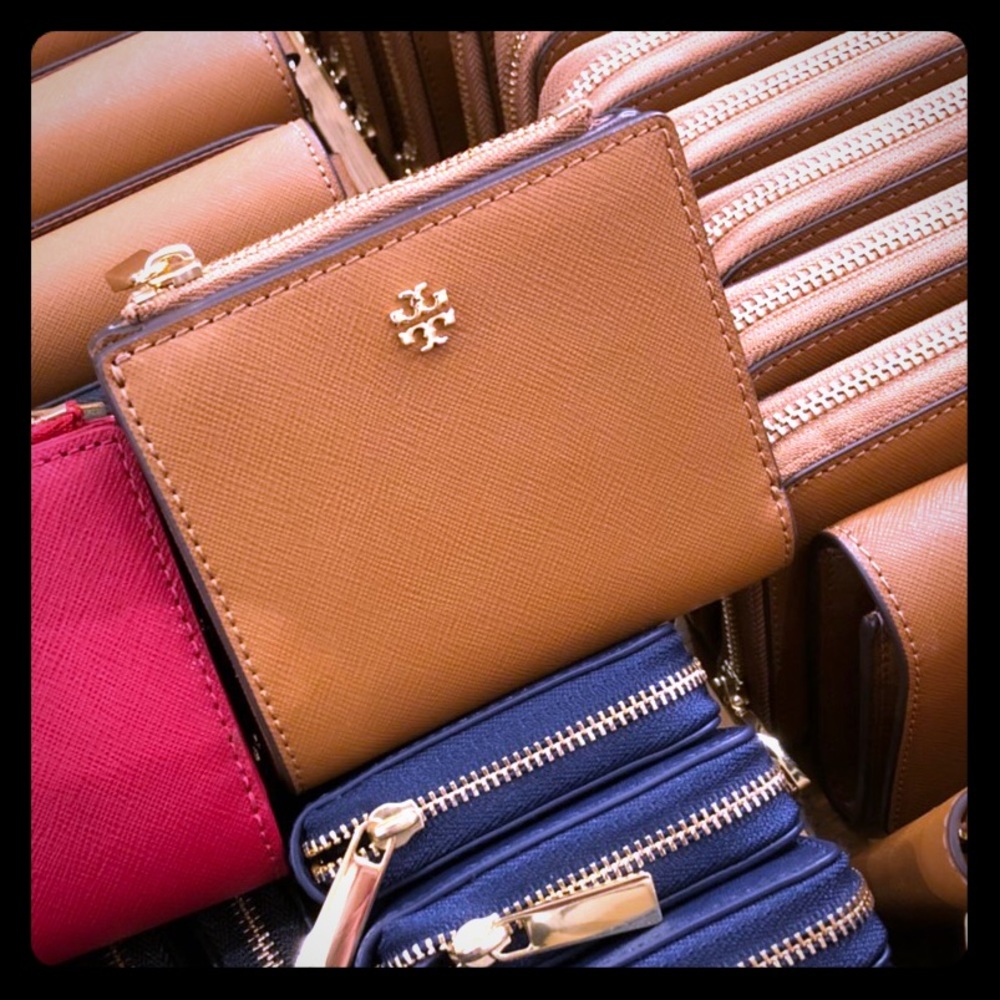 Tory Burch wallet